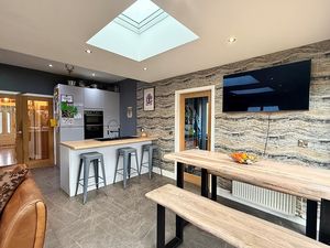 Photo 13- click for photo gallery